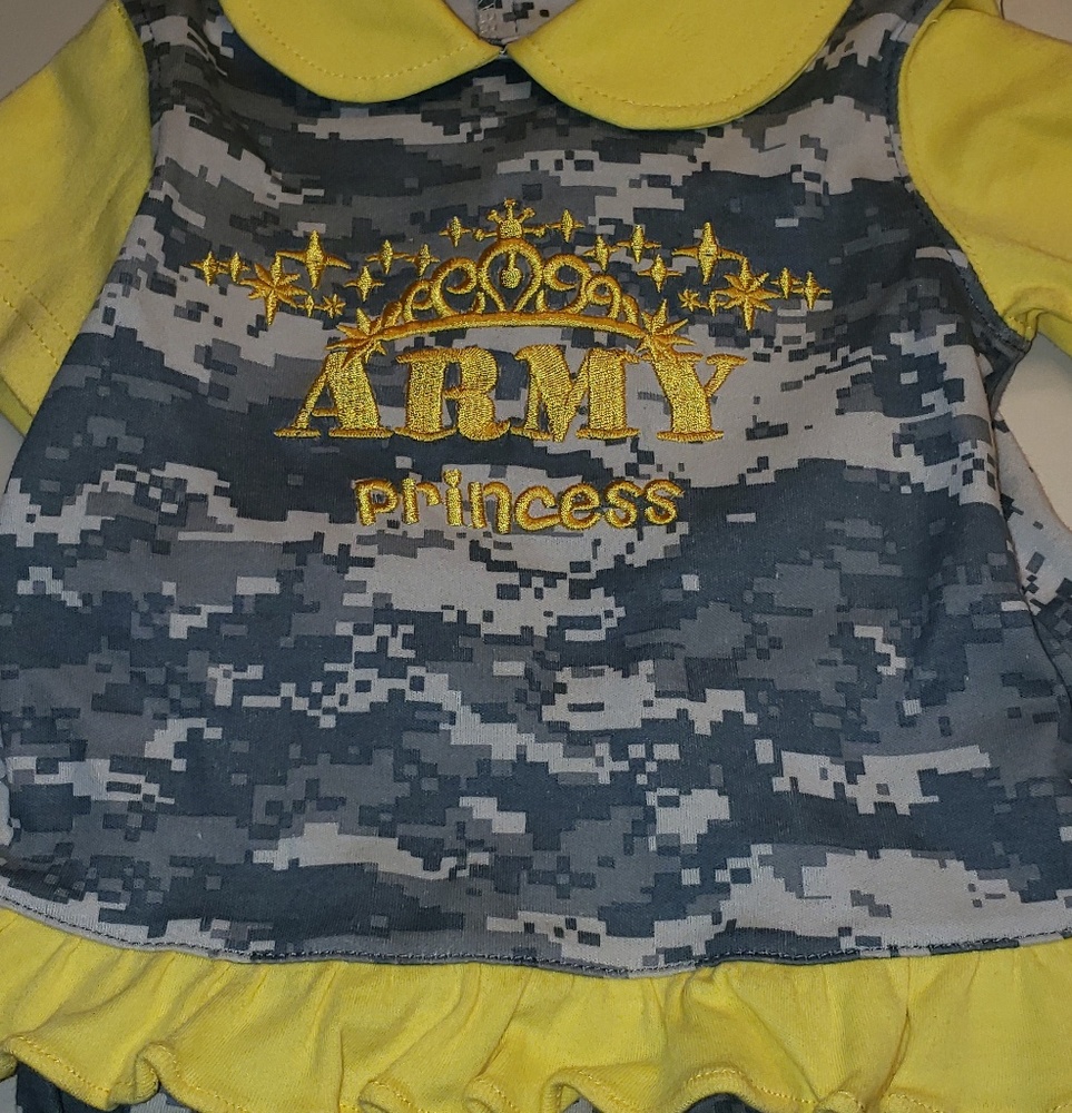⭐$7 in bundle/Adorable "Army Princess" dress